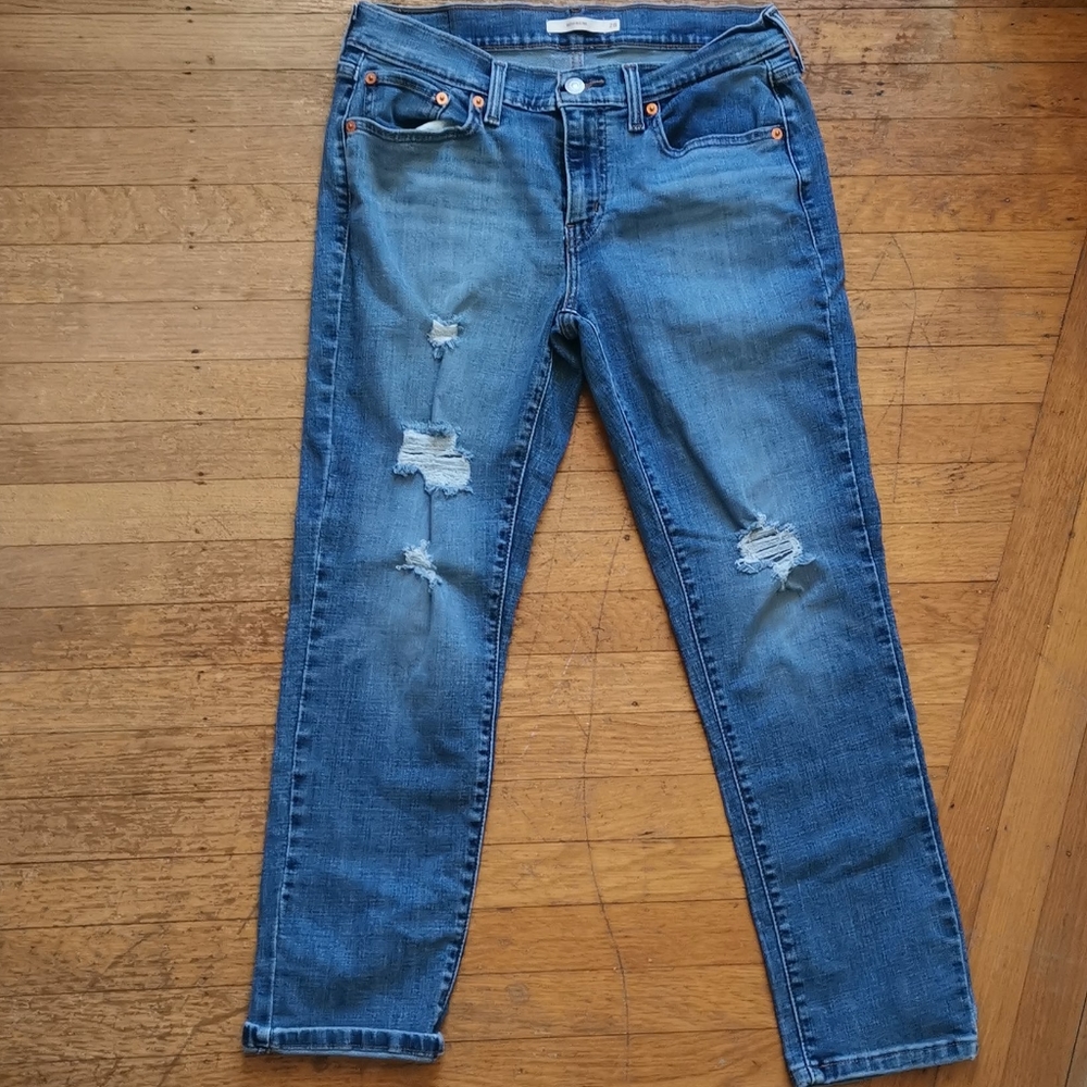 Levi's